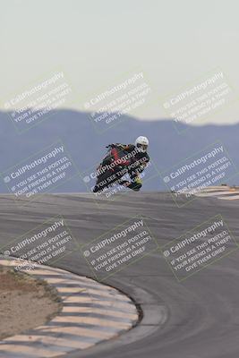 media/Sep-21-2025-Race Pace (Sun) [[98bf33ef95]]/Non Verified/1-Turns 9 and 10 (8am)/